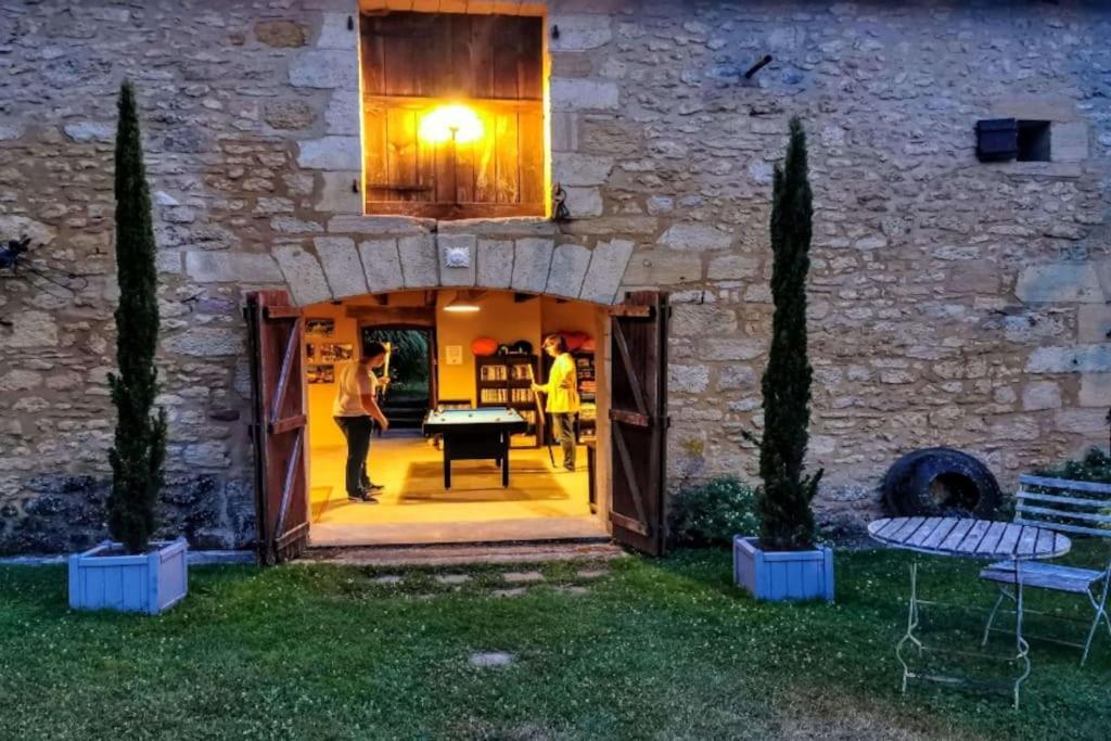 La Forge, Le Banquet Aux Eyzies Villa Les Eyzies Eksteriør billede